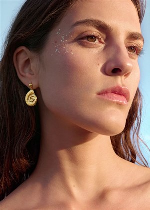 Malibu earrings Forgyldt Maanesten 